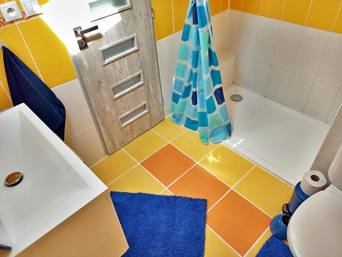 Shiny Star Apartman Spišská Nová Ves Exterior foto